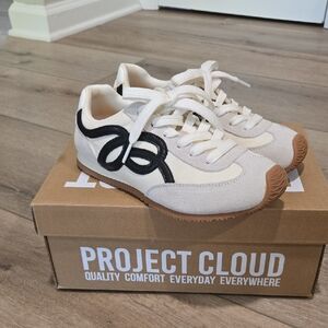 Kids Ivory & Black Casual Sneakers